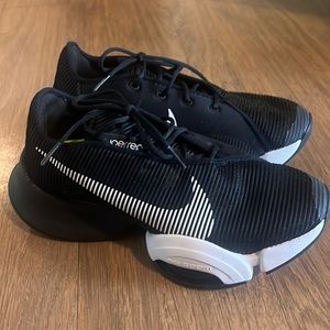 Nike Superrep tennis shoe